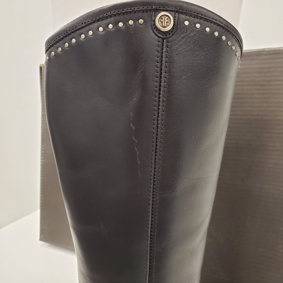 Frye Woman's Melissa Button Stud Black Leather Boot US 6.5M - Picture 7 of 9